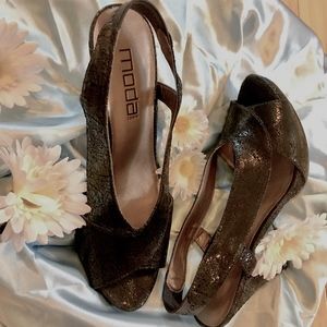 Slingback peep toe heels